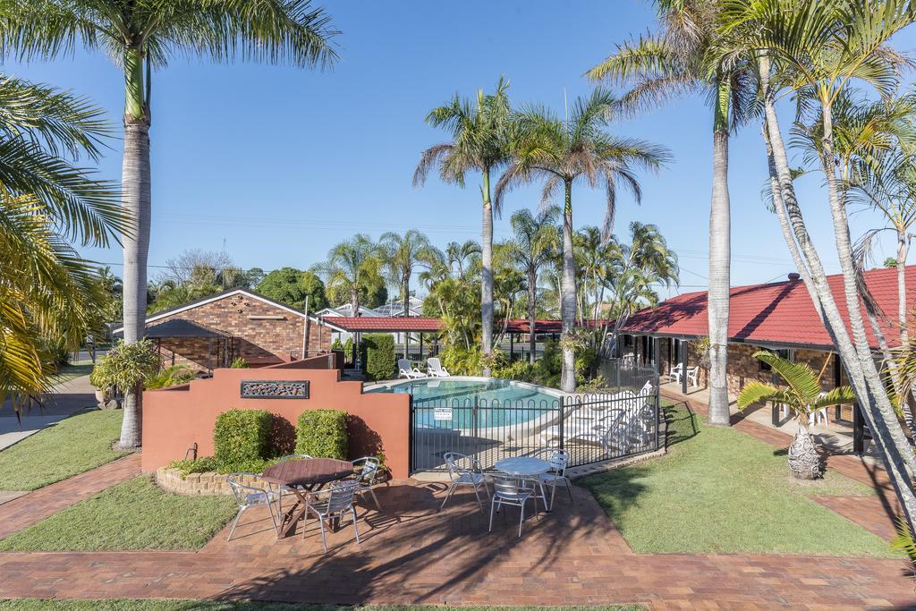 Hervey Bay Colonial Lodge Torquay Экстерьер фото