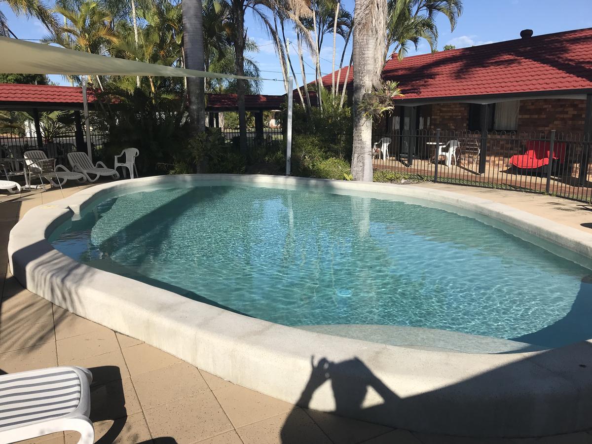 Hervey Bay Colonial Lodge Torquay Экстерьер фото